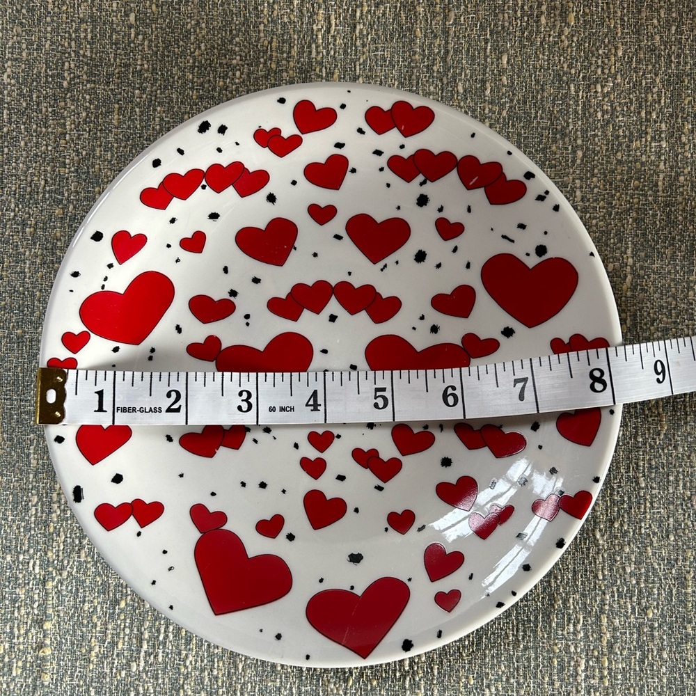 Heart Pattern Ceramic Plate - Picture 9 of 11